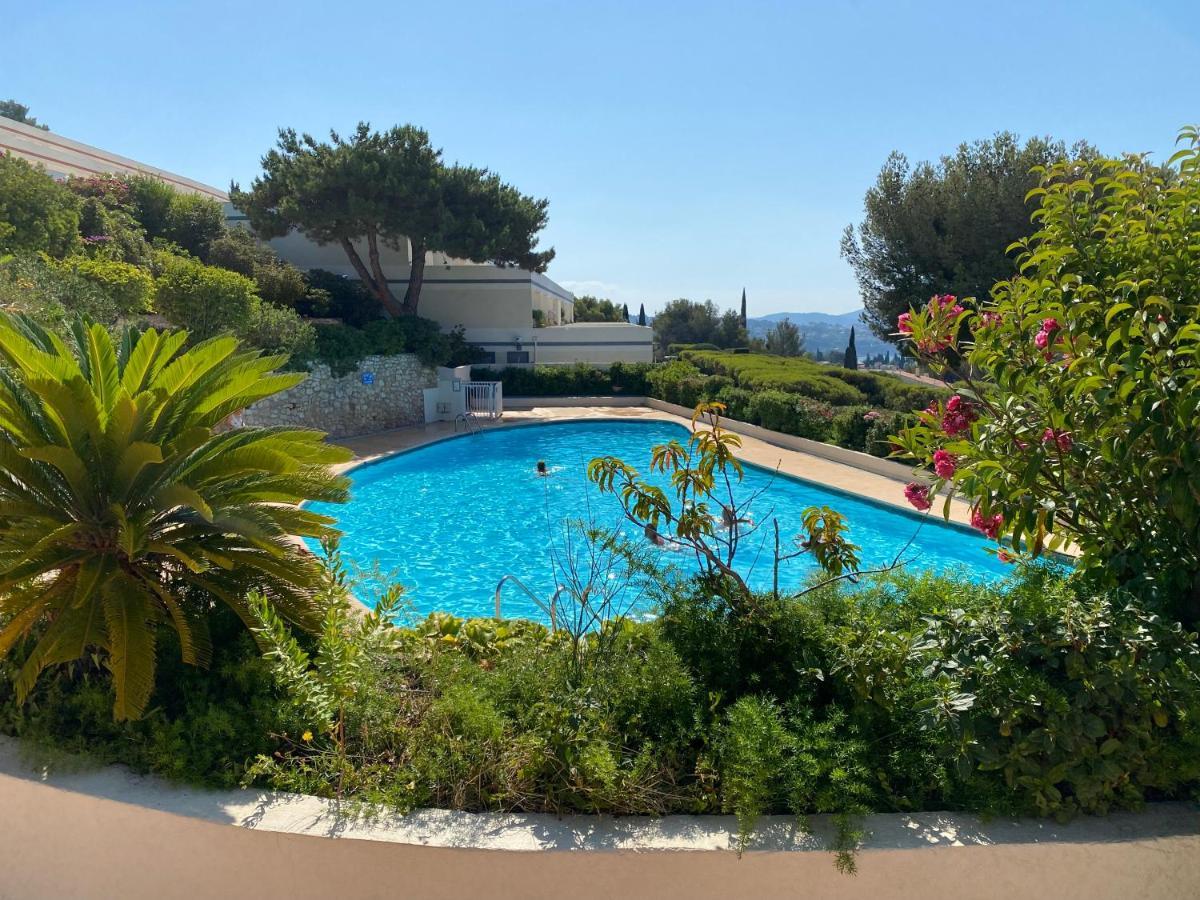 Superbe T2 44M2 - Grande Terrasse Vue Mer Panoramique Exceptionnelle Piscine - Parking Bandol Kültér fotó