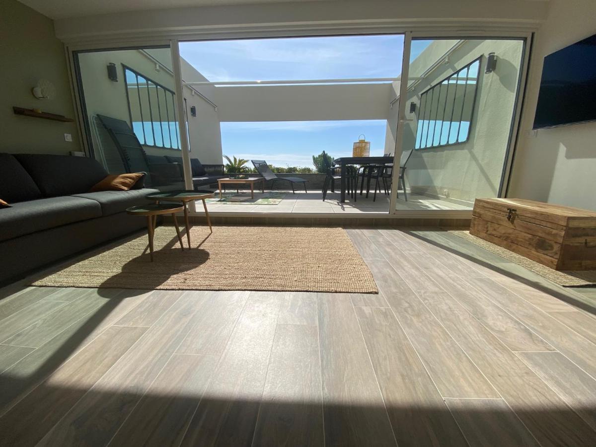 Superbe T2 44M2 - Grande Terrasse Vue Mer Panoramique Exceptionnelle Piscine - Parking Bandol Kültér fotó