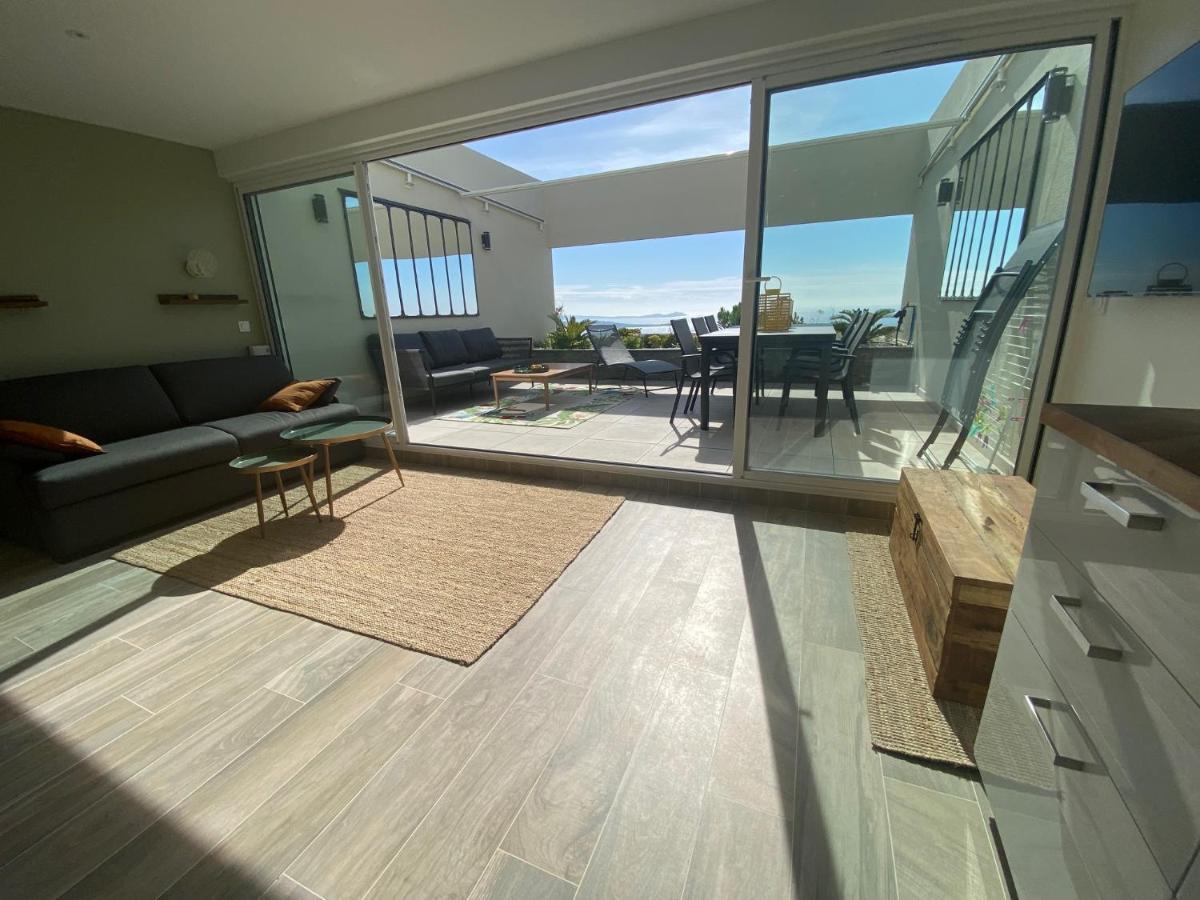 Superbe T2 44M2 - Grande Terrasse Vue Mer Panoramique Exceptionnelle Piscine - Parking Bandol Kültér fotó
